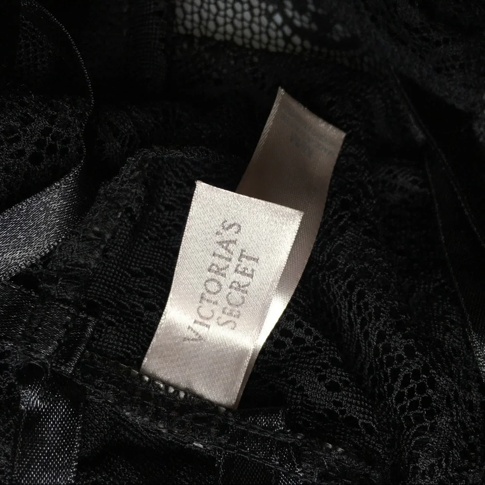 Victoria's Secret black lace teddy back lacing